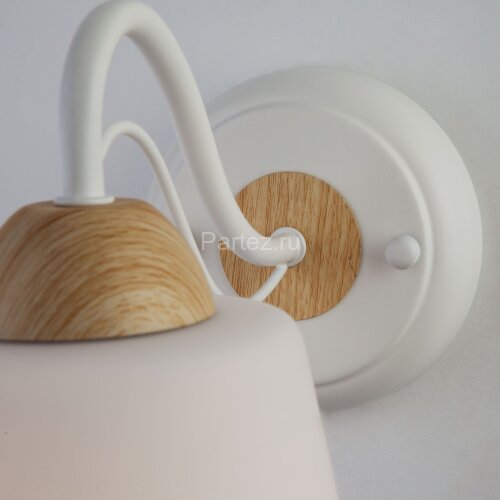 Бра Eurosvet 70062/1 белый