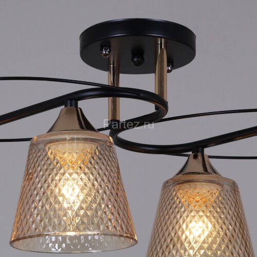 Потолочная люстра Reluce 06087-0.3-04 BK+FG