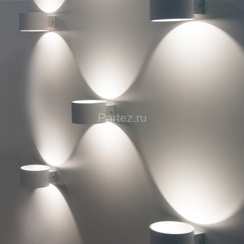 Настенный светильник Elektrostandard MRL LED 1045 белый