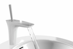 15074400 PuraVida Смеситель для раковины, однорычажный, со сливным набором